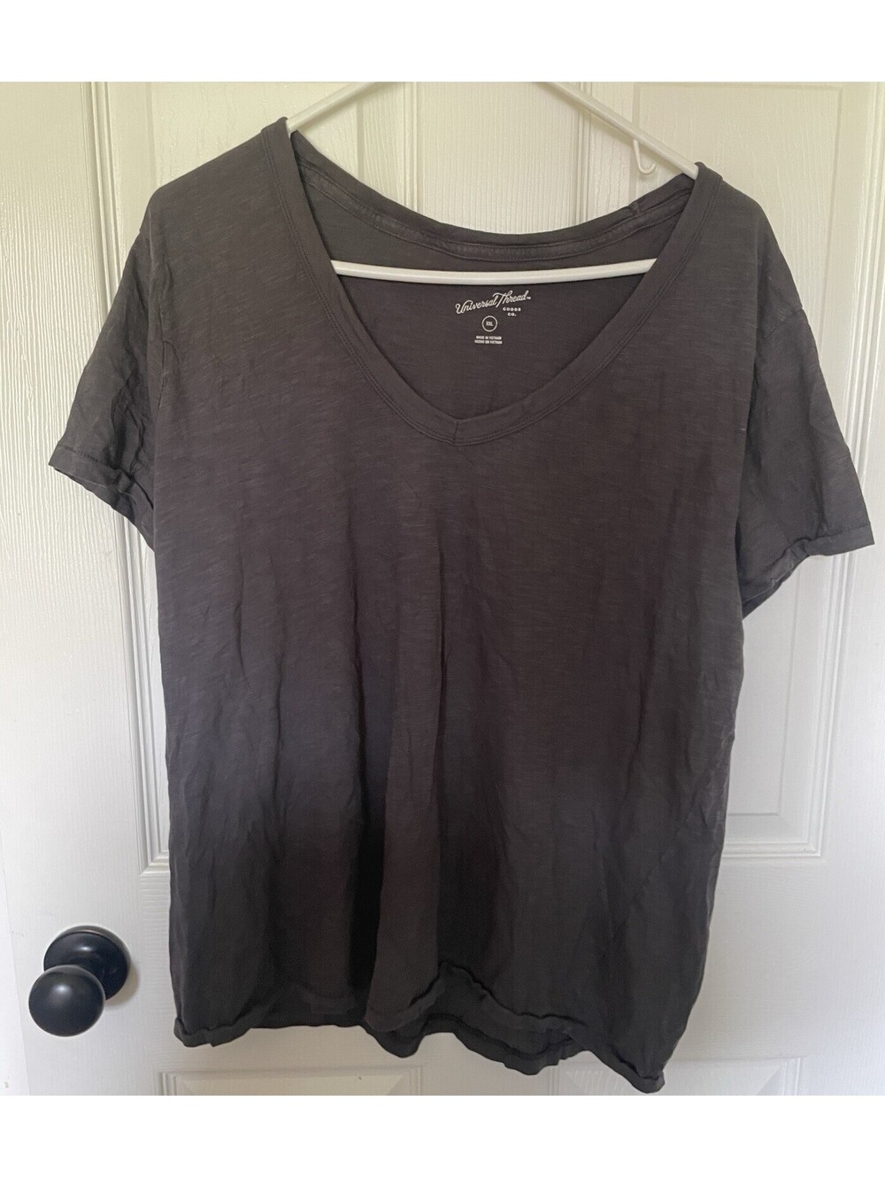 Universal Thread Xxl Women’s Dark Grey Plus Size Short Sleeve XXL 2XL TEE